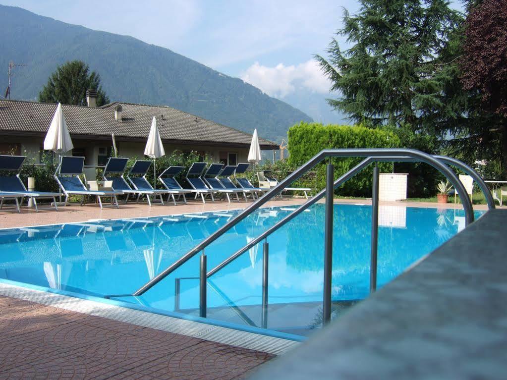 Salgart Hotel 3*