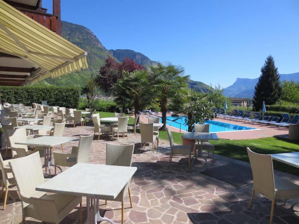 Salgart Hotel